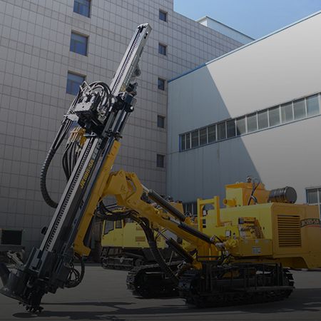 Crawler Mounted Hydraulic DTH Drilling Rig (with Auxiliary Rod Changer)