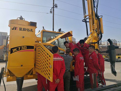 Chinese customer (Hubei Chudao) visited our plant